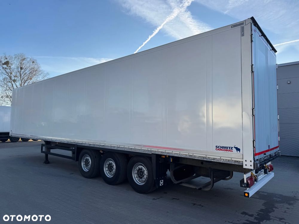 Schmitz Cargobull Izoterma , Doppelstock, oś podnoszona, 437.000 km!! - 9