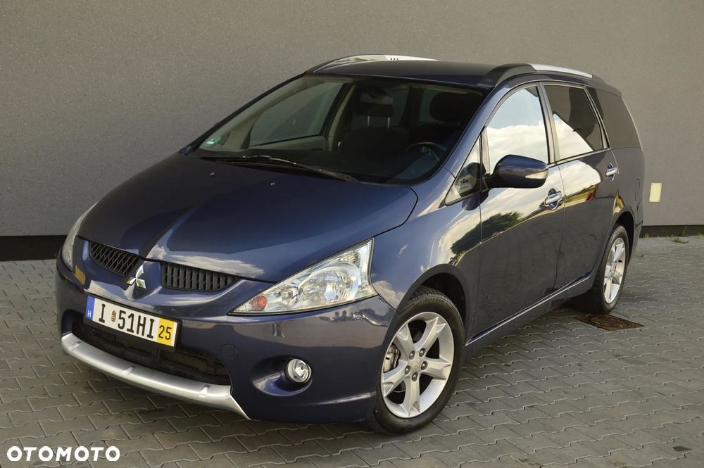 Mitsubishi Grandis 2.4 Invite - 2