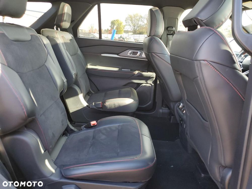 Ford Explorer EcoBoost Plug-in Hybrid PLATINUM - 11