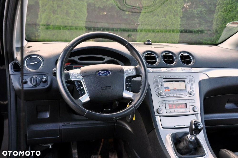 Ford S-Max - 29