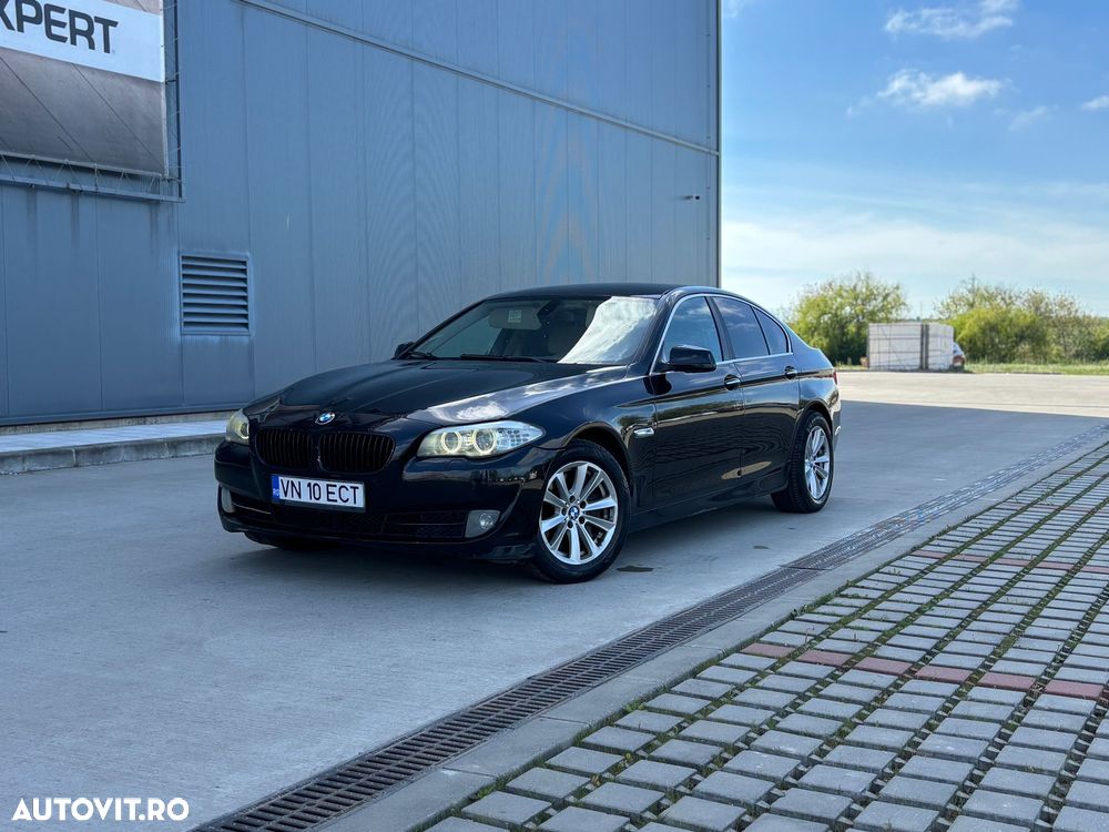 BMW Seria 5 525d Sport-Aut. - 9