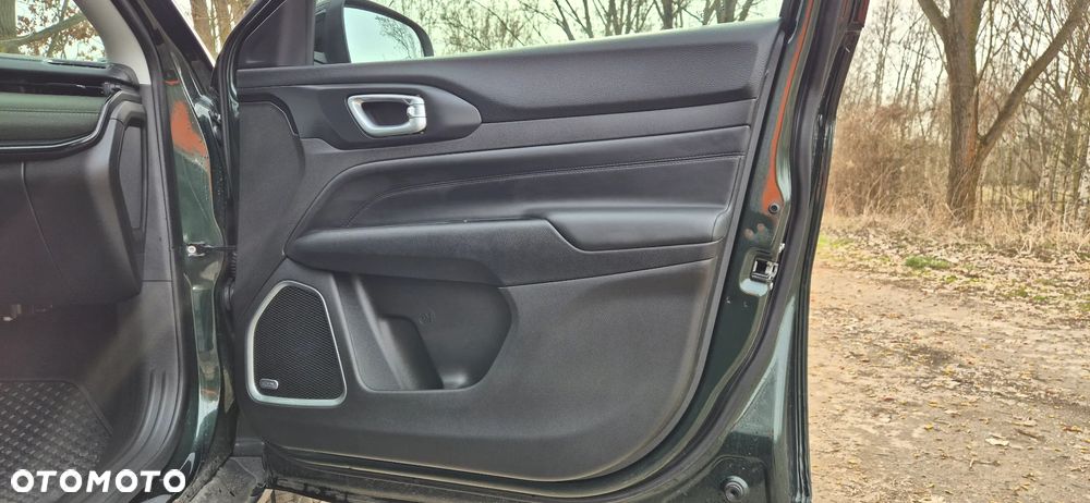 Jeep Compass - 33