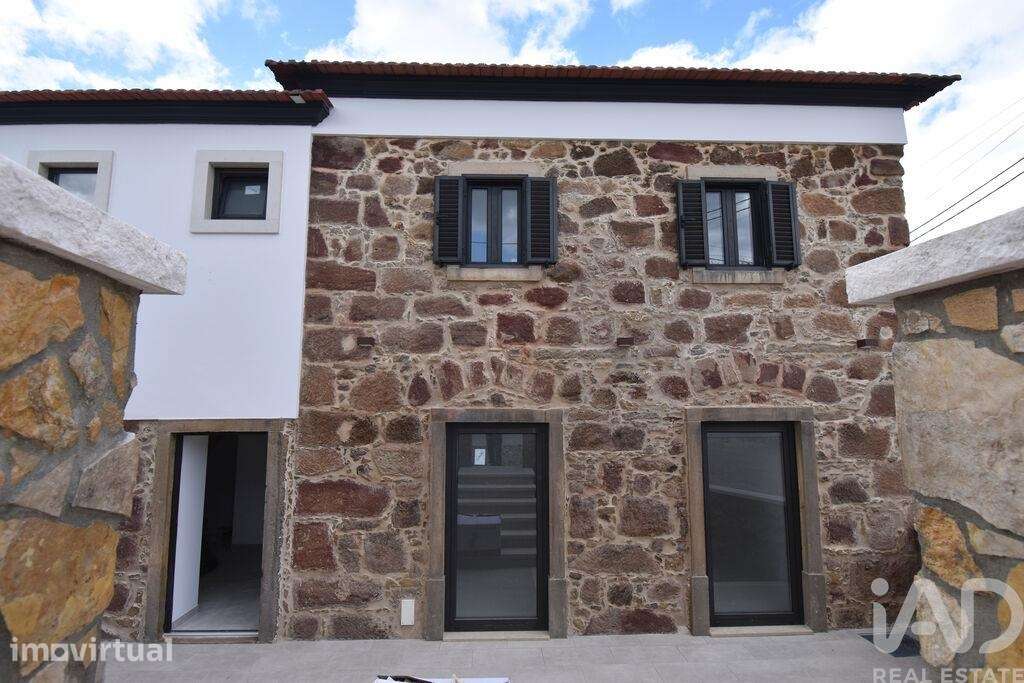 Casa / Villa T4 em Cumeeira de 112 m2 - Grande imagem: 2/39