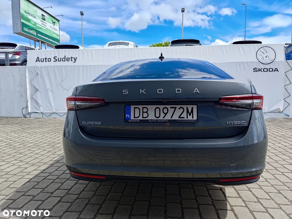 Skoda Superb 1.5 TSI mHEV Edition 130 DSG - 12