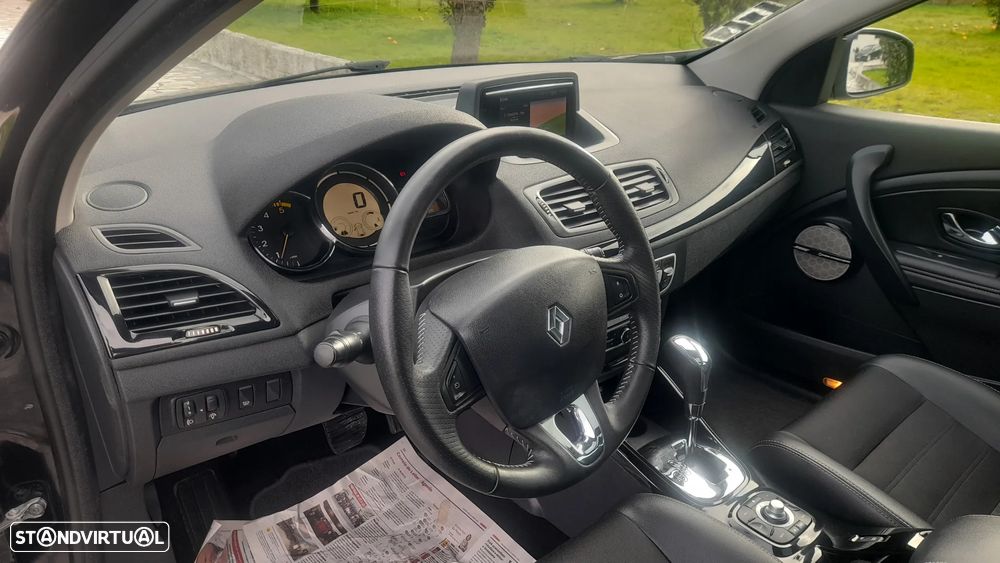 Renault Mégane Sport Tourer 1.5 dCi Bose Edition EDC J18 - 22