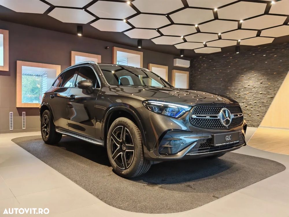 Mercedes-Benz GLC 220 d 4MATIC MHEV - 3