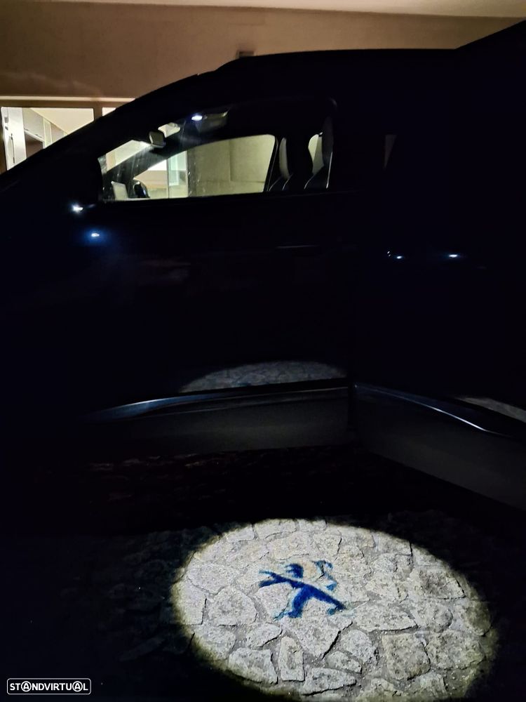 Peugeot 5008 1.5 BlueHDi GT Line EAT8 - 32