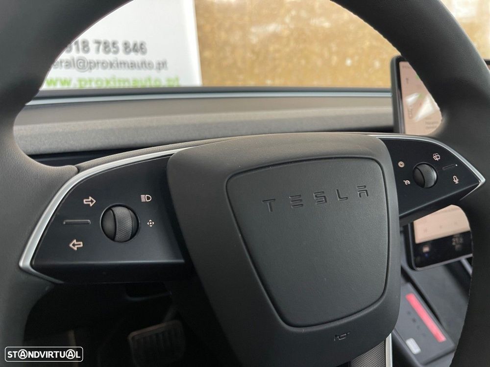 Tesla Model 3 Standard RWD - 3