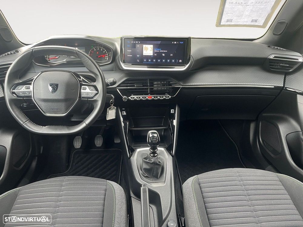 Peugeot 2008 1.2 PureTech Active - 11