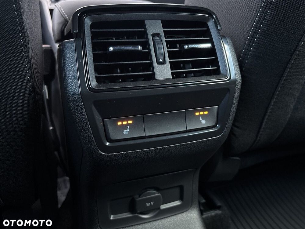 Skoda Karoq 1.5 TSI ACT Sportline DSG - 33