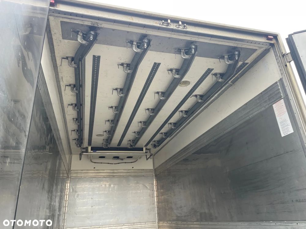 Mercedes-Benz ATEGO 1227 CHŁODNIA HAKOWA / HAKÓWKA - 7