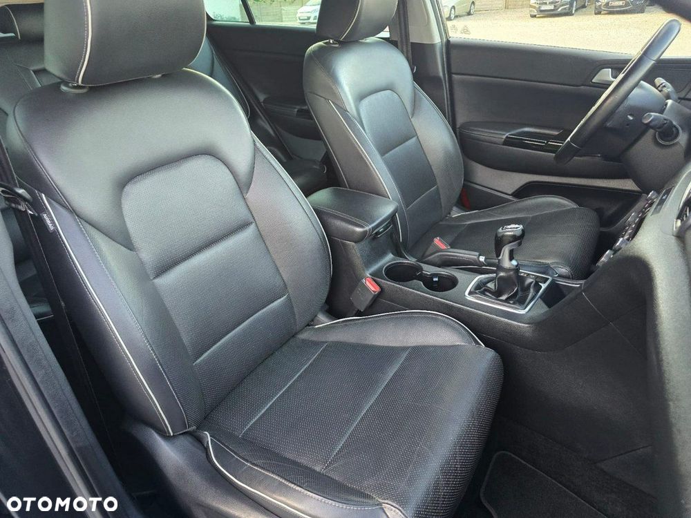 Kia Sportage - 12