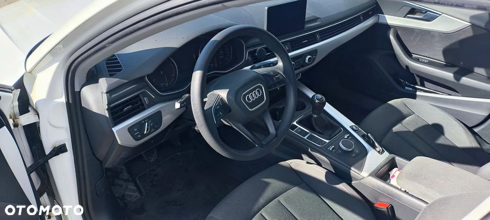 Audi A4 Avant - 15