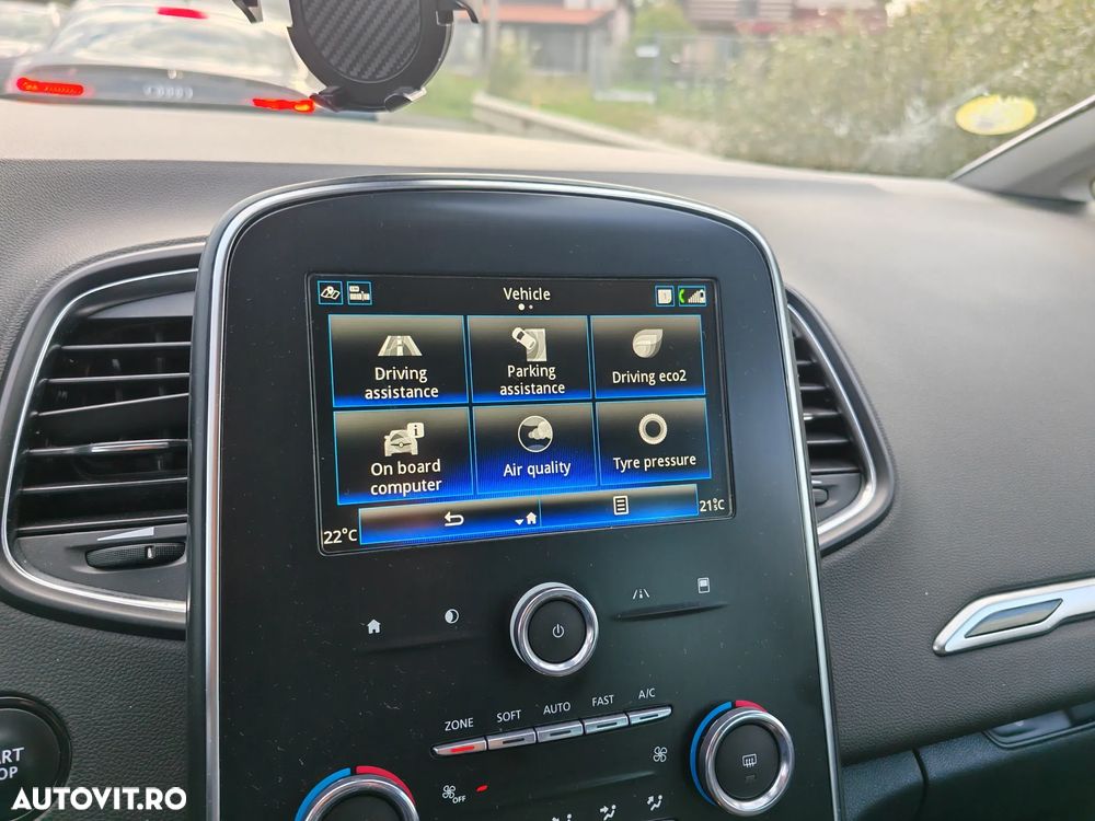 Renault Scenic BLUE dCi 120 BUSINESS EDITION - 27