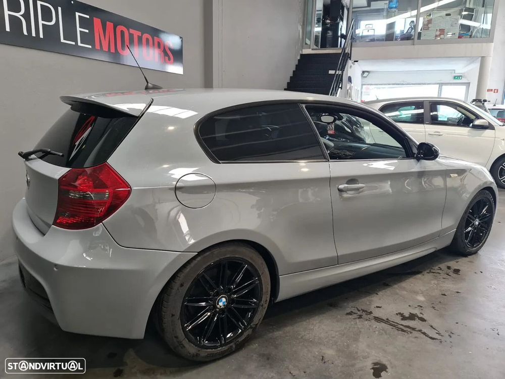 BMW 118 d Pack M - 16