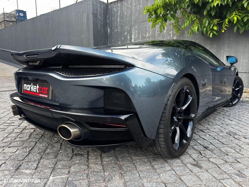 McLaren GT 4.0 Twin-Turbo V8 - 15