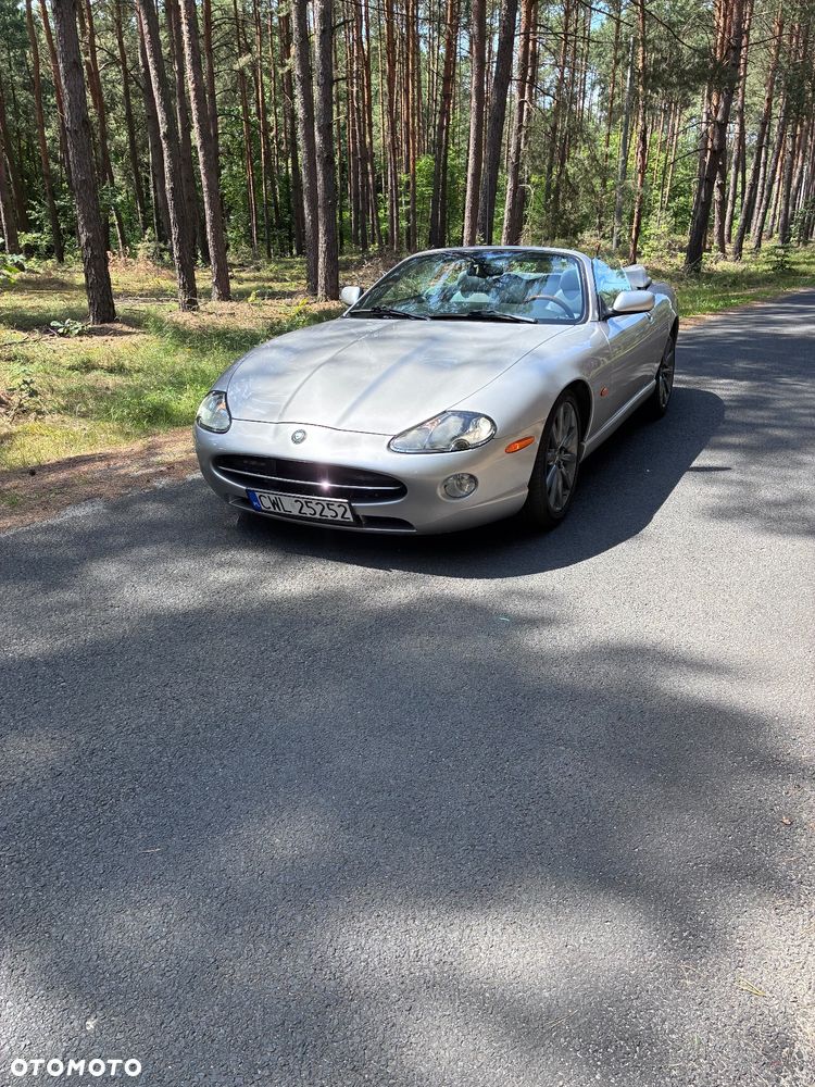 Jaguar XK8 Cabriolet - 1