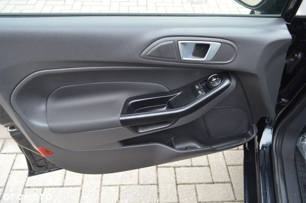 Ford Fiesta 1.25 Champions Edition - 20