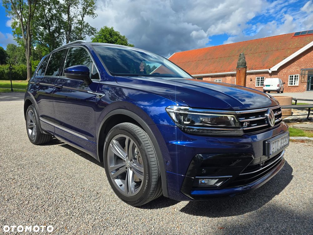 Volkswagen Tiguan - 1