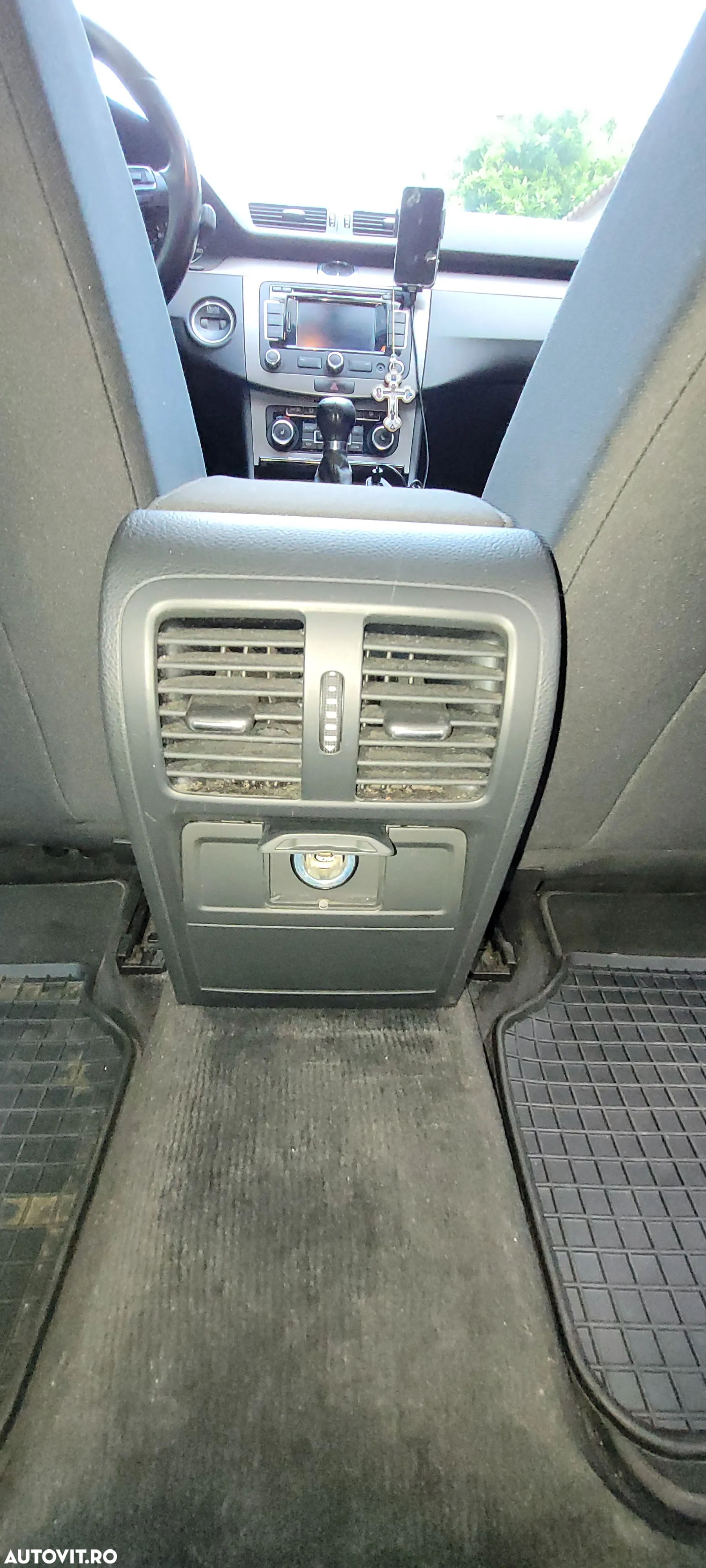 Volkswagen Passat Variant 1.6 TDI BlueMotion Technology Comfortline - 20
