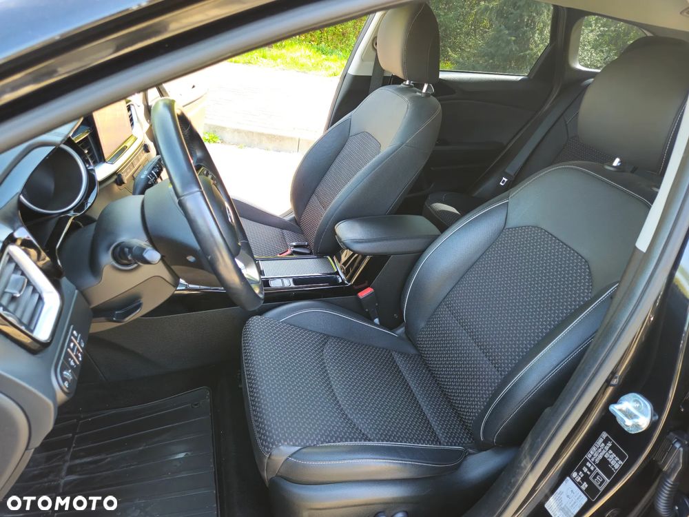 Kia Ceed 1.6 CRDi GT Line - 25