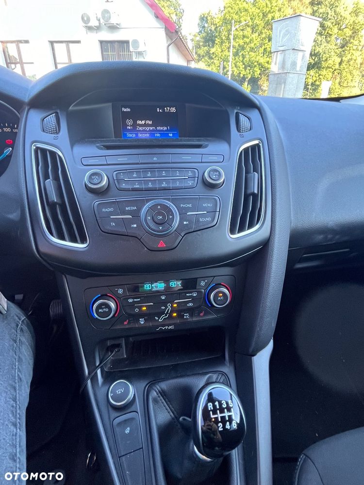 Ford Focus 1.5 TDCi Black Edition - 8