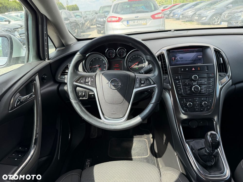 Opel Astra 1.6 Design Edition - 31