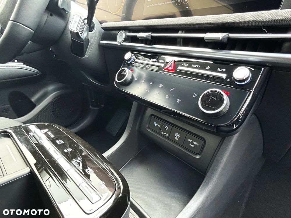 Hyundai Tucson 1.6 T-GDi HEV Executive 2WD - 16