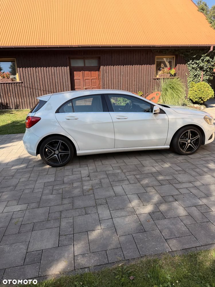 Mercedes-Benz Klasa A 250 4Matic 7G-DCT - 5