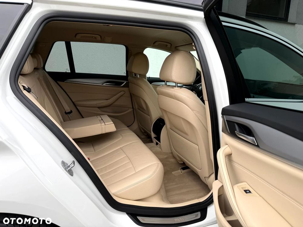 BMW Seria 5 520d Sport Line sport - 20