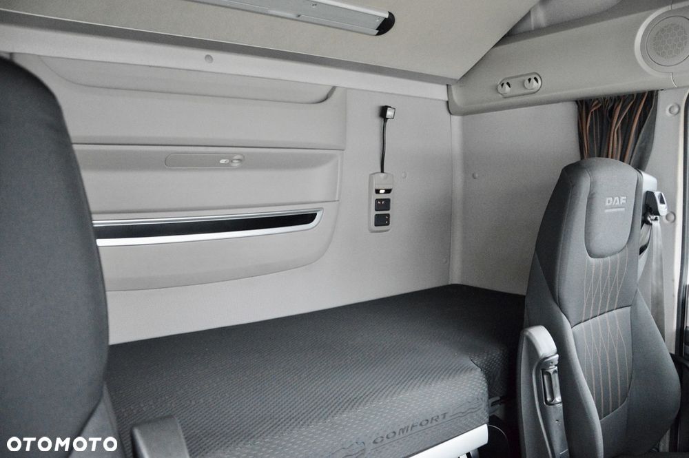 DAF XF 480 ZF INTARDER / KLIMA POSTOJOWA / FULL LED / TRĄBY / KONTRAKT SERWISOWY - 24