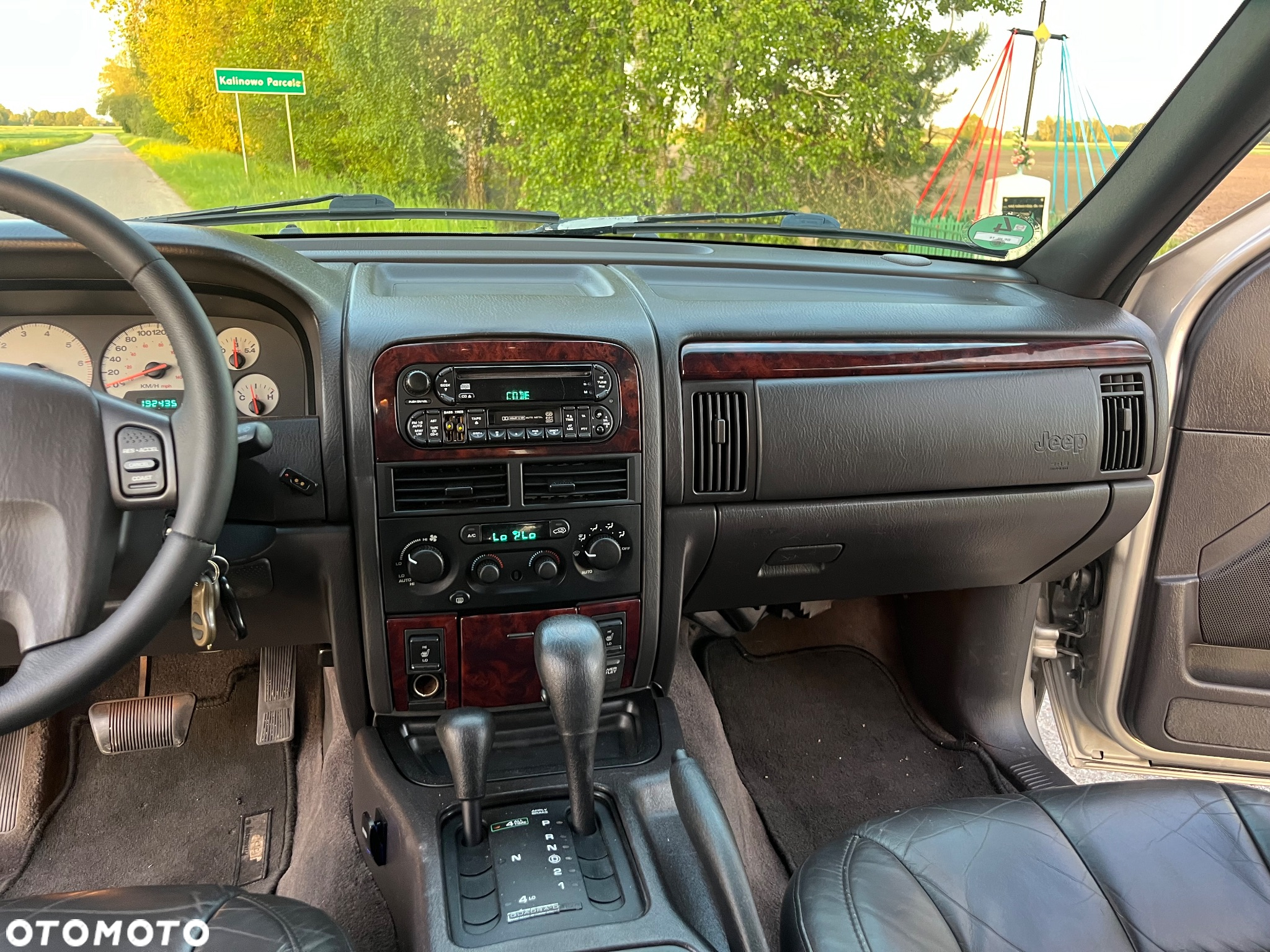 Jeep Grand Cherokee 4.7 Limited - 21
