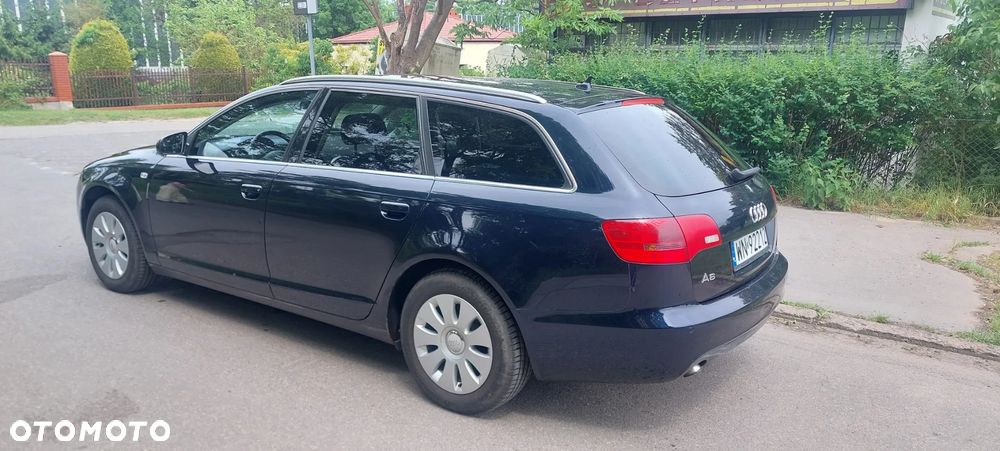 Audi A6 Avant 2.0 TDI - 11