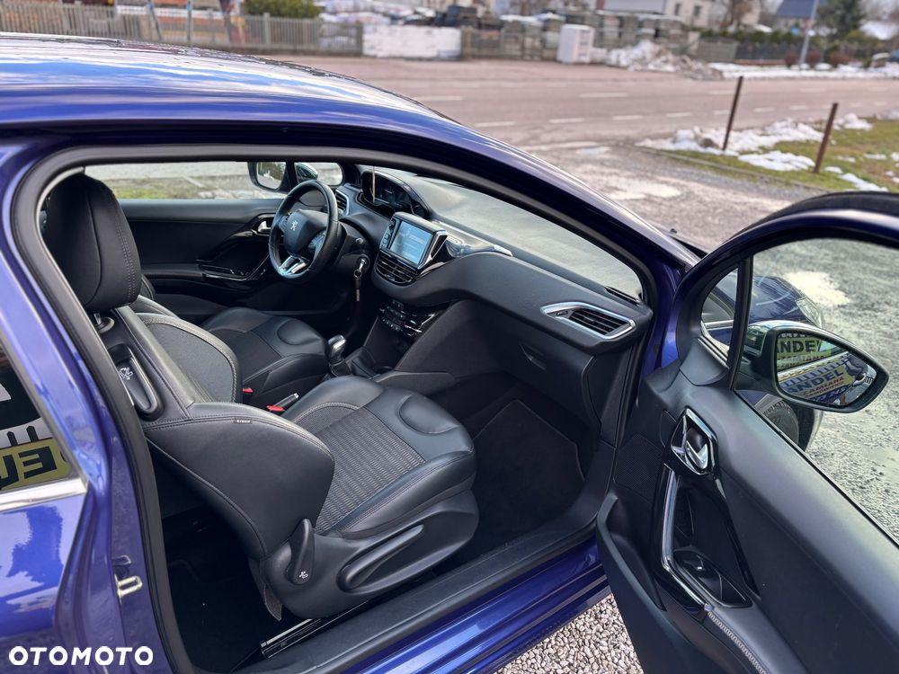 Peugeot 208 - 9
