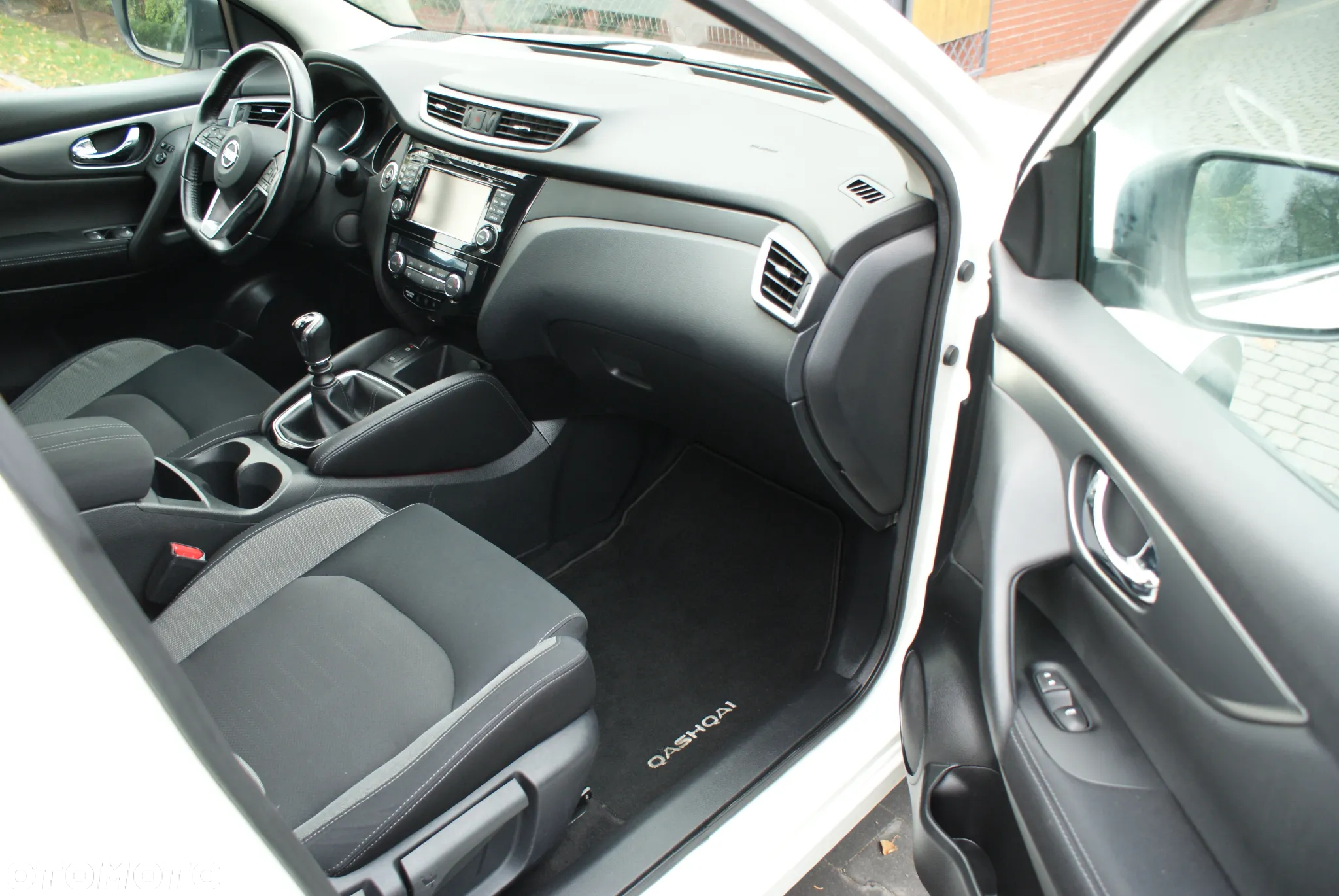 Nissan Qashqai 1.5 dCi Tekna - 10