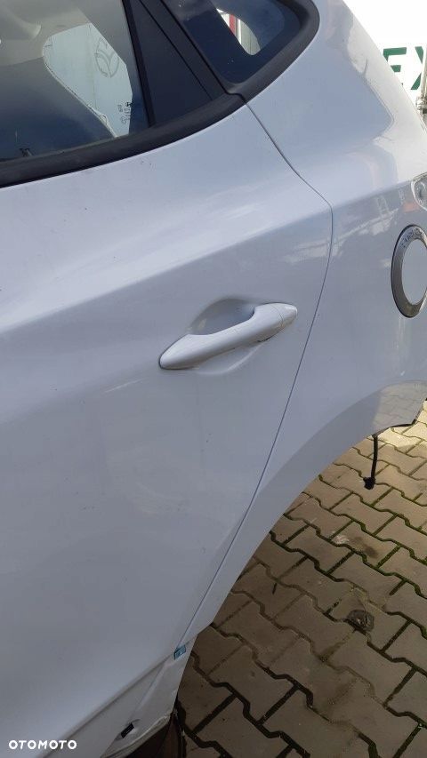 Hyundai IX35 Drzwi lewy tył PKW białe - 2