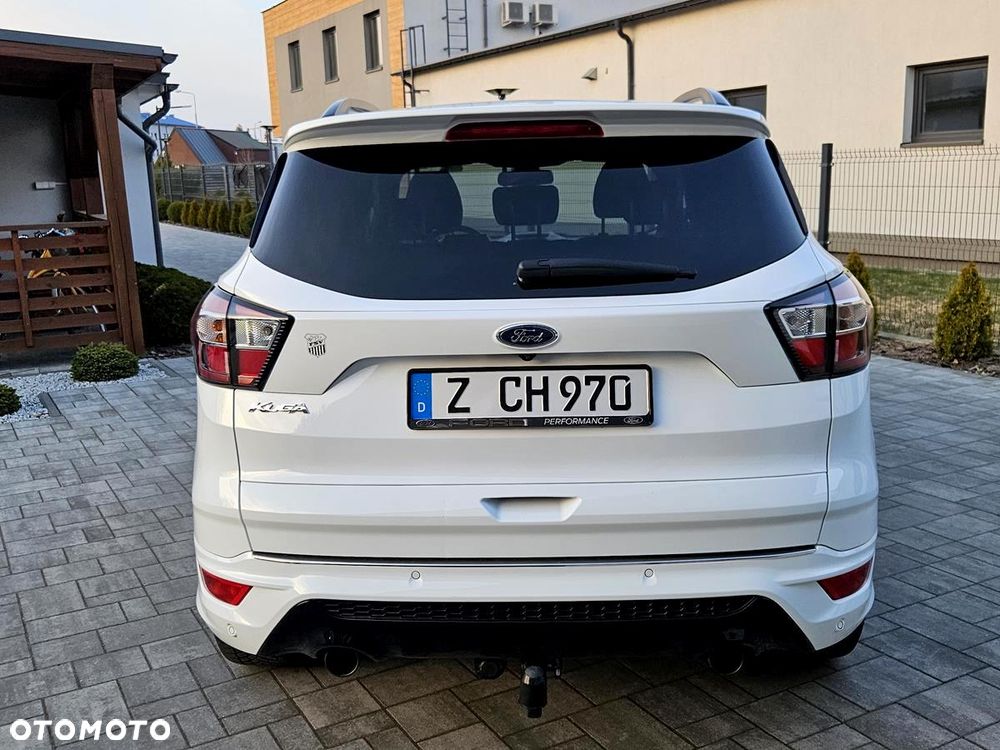 Ford Kuga 2.0 TDCi 4x4 ST-Line - 9
