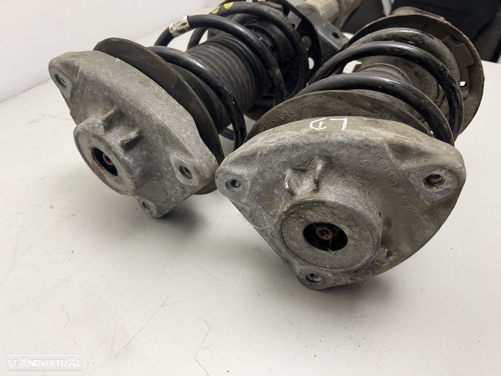 Amortecedor Dto Esq Frente Usado MERCEDES B-CLASS (W246, W242) REF. A2463209013 - 2