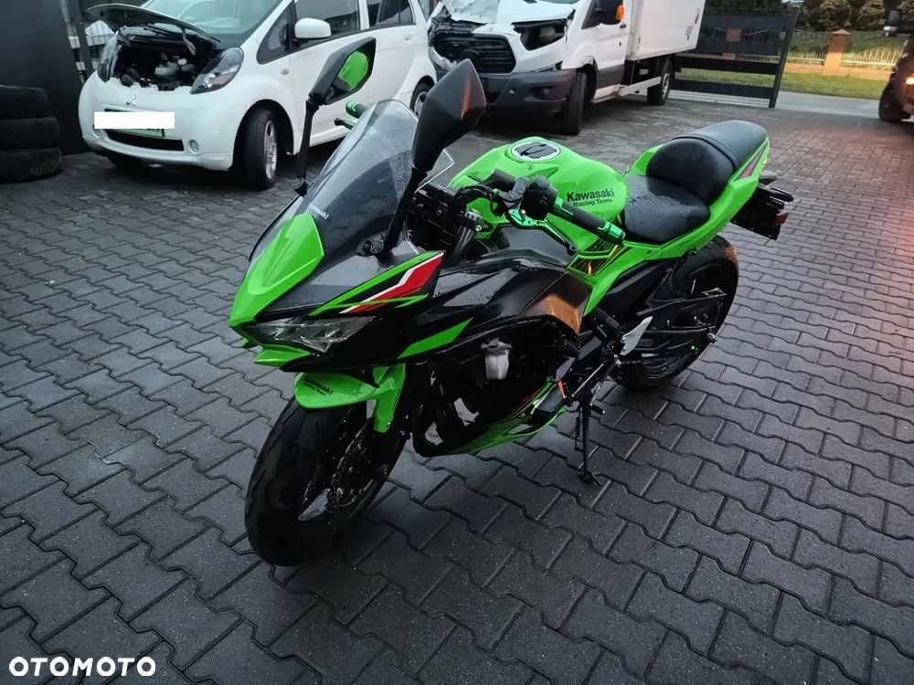 Kawasaki Ninja - 2