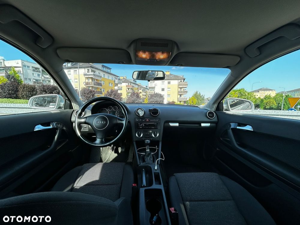 Audi A3 3-drzwiowe 2.0 TDI DPF Ambiente - 7
