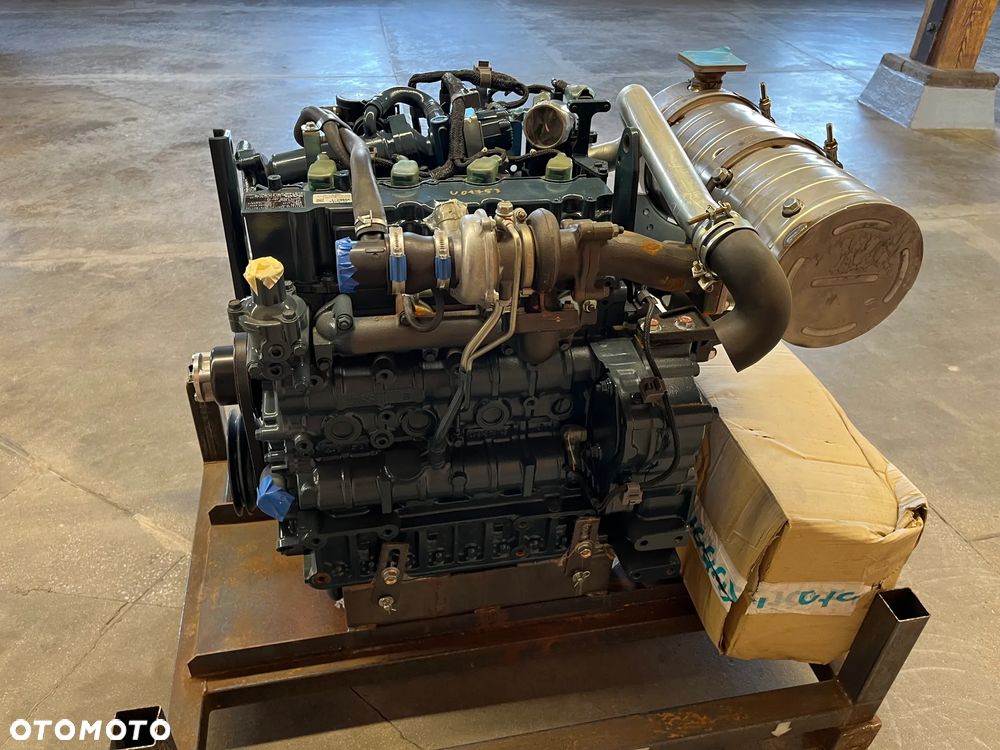 FV23% Silnik Kubota V2607 Nowy Kompletny - 5