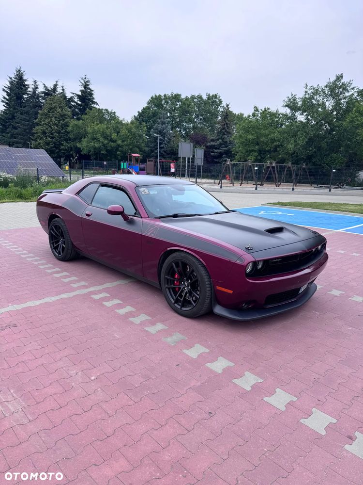 Dodge Challenger 6.4 Scat Pack - 6