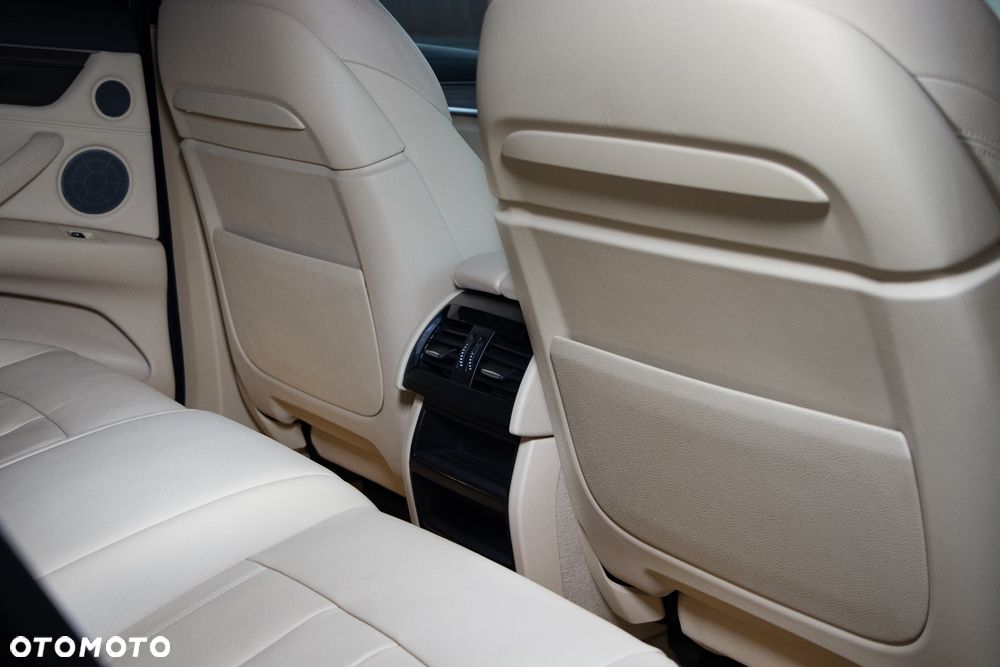 BMW X6 xDrive40d M Sport - 12