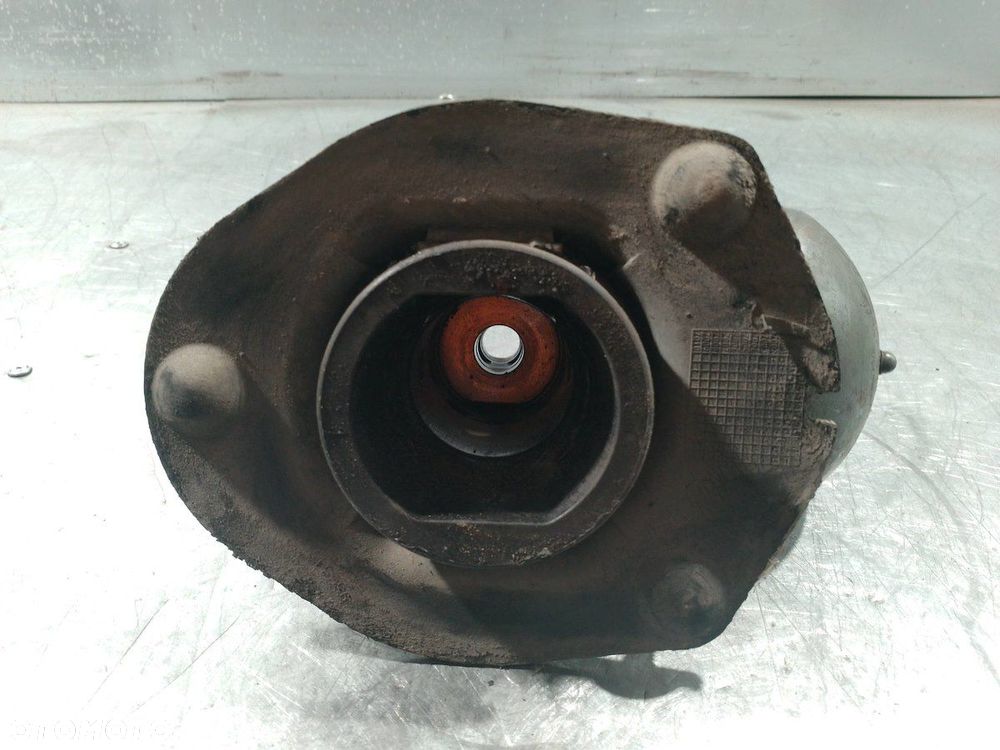 GRUSZKA ZAWIESZENIA LEWA CITROEN C5 2.0 16V - 6