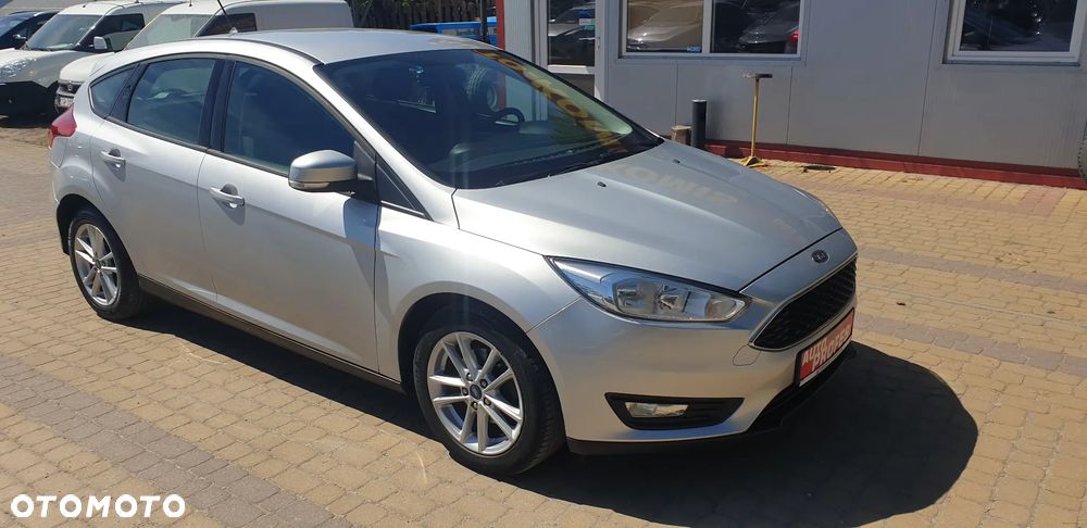 Ford Focus - 8