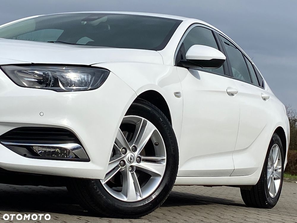 Opel Insignia 1.6 CDTI Edition S&S - 13