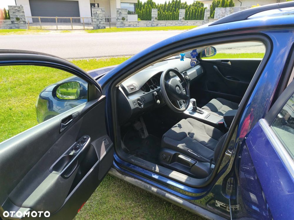 Volkswagen Passat - 6