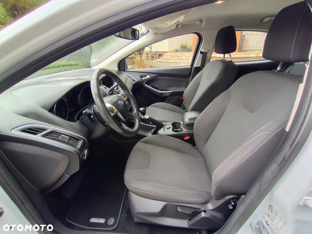 Ford Focus 1.6 EcoBoost Titanium - 16