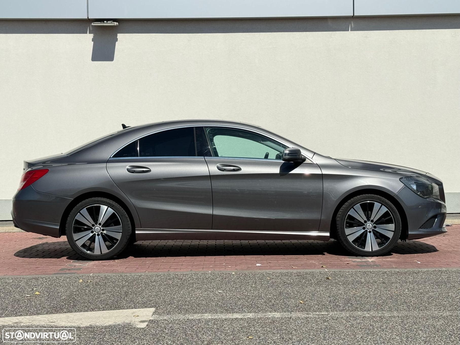 Mercedes-Benz CLA 200 d Urban Aut. - 38