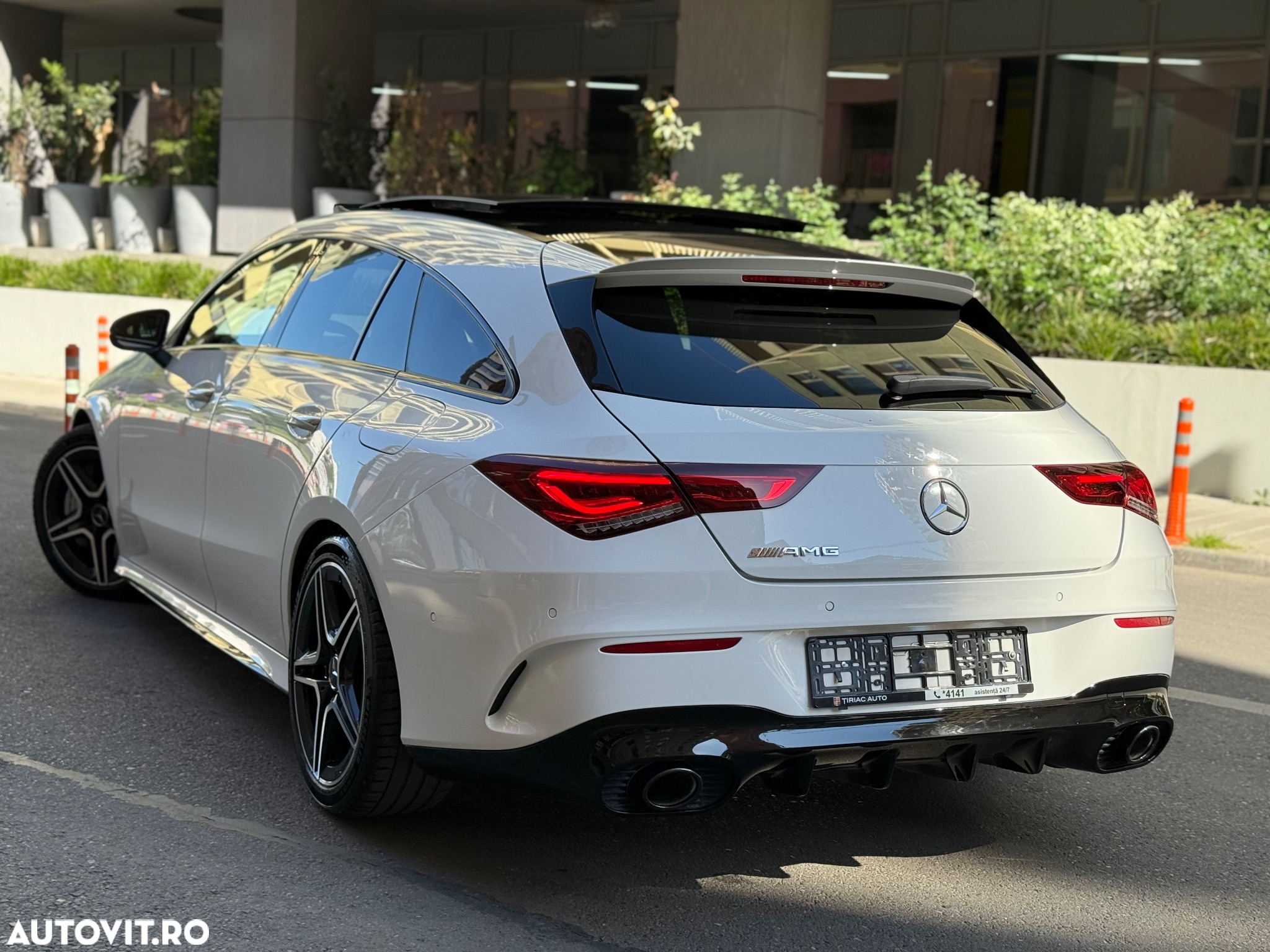 Mercedes-Benz CLA AMG 35 4Matic Shooting B AMG Speedshift 7G-DCT - 3